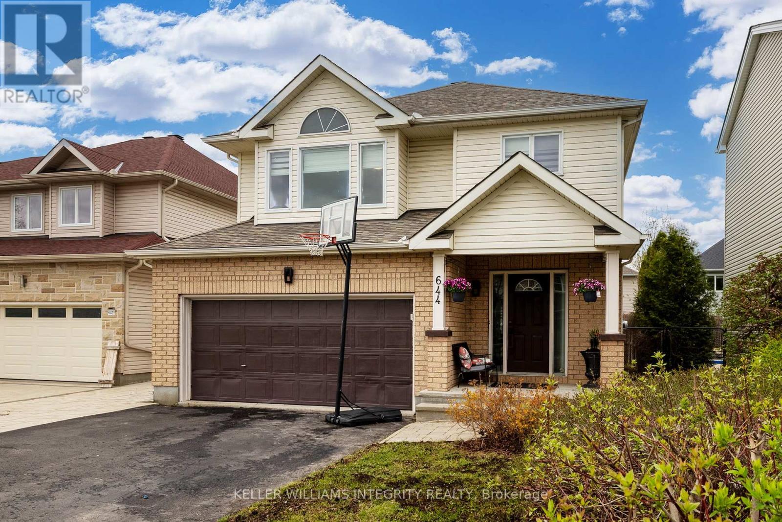 644 Devonwood Circle