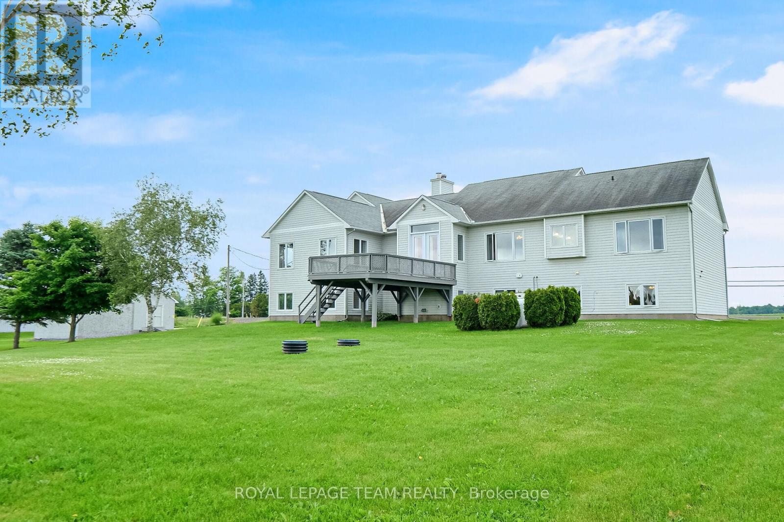 8665 Russell Road