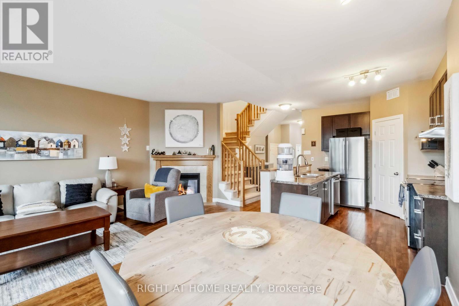 163 Mojave Crescent