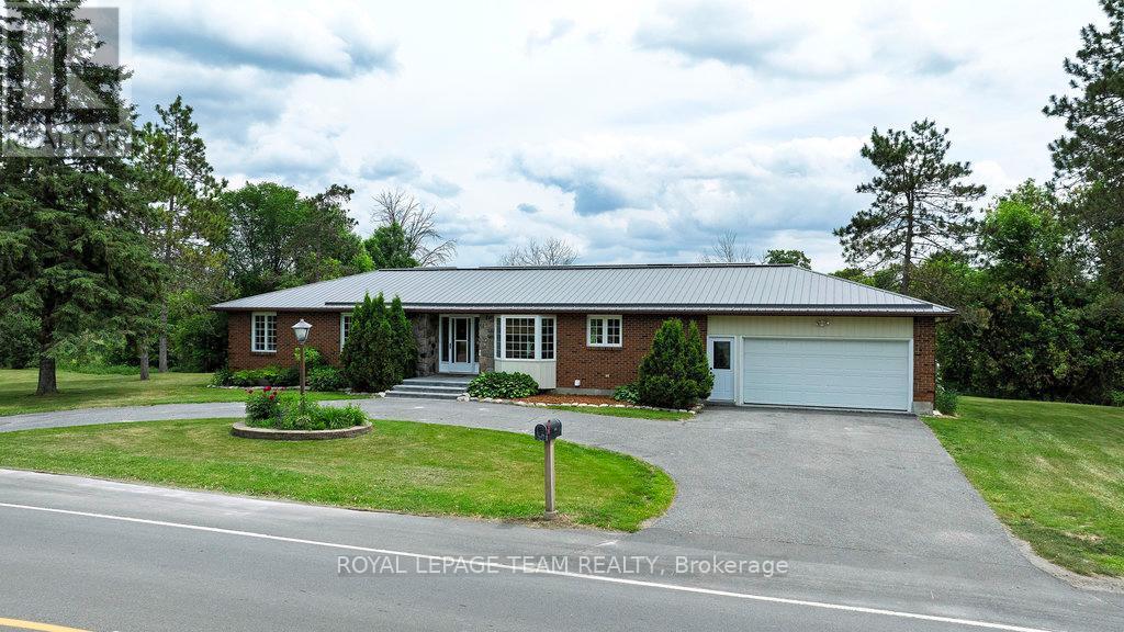 517 Donald B. Munro Drive