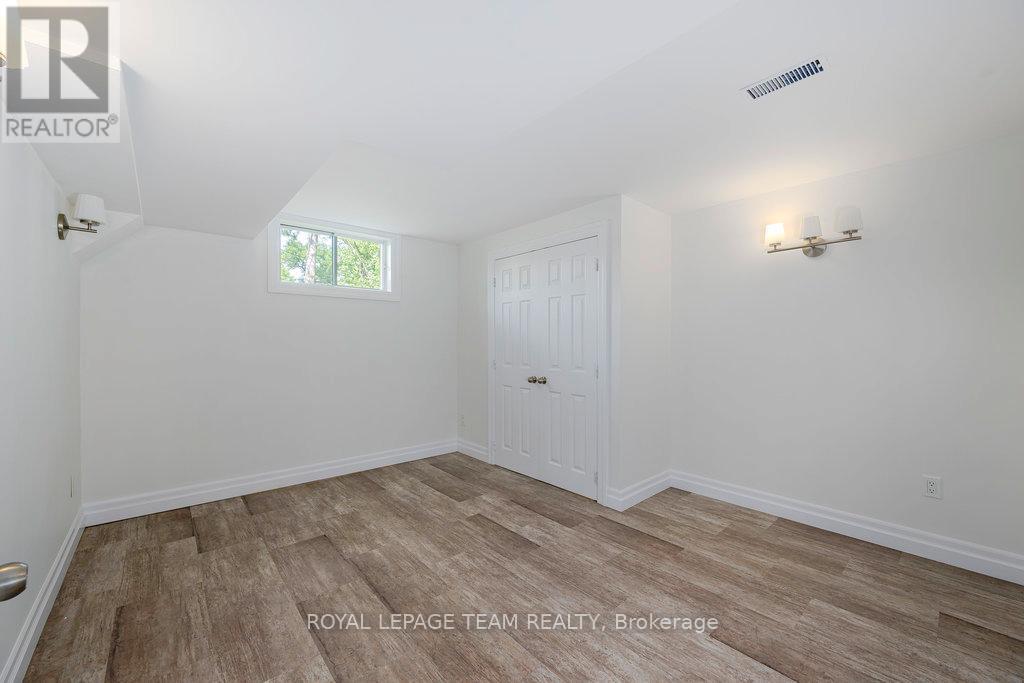 517 Donald B. Munro Drive