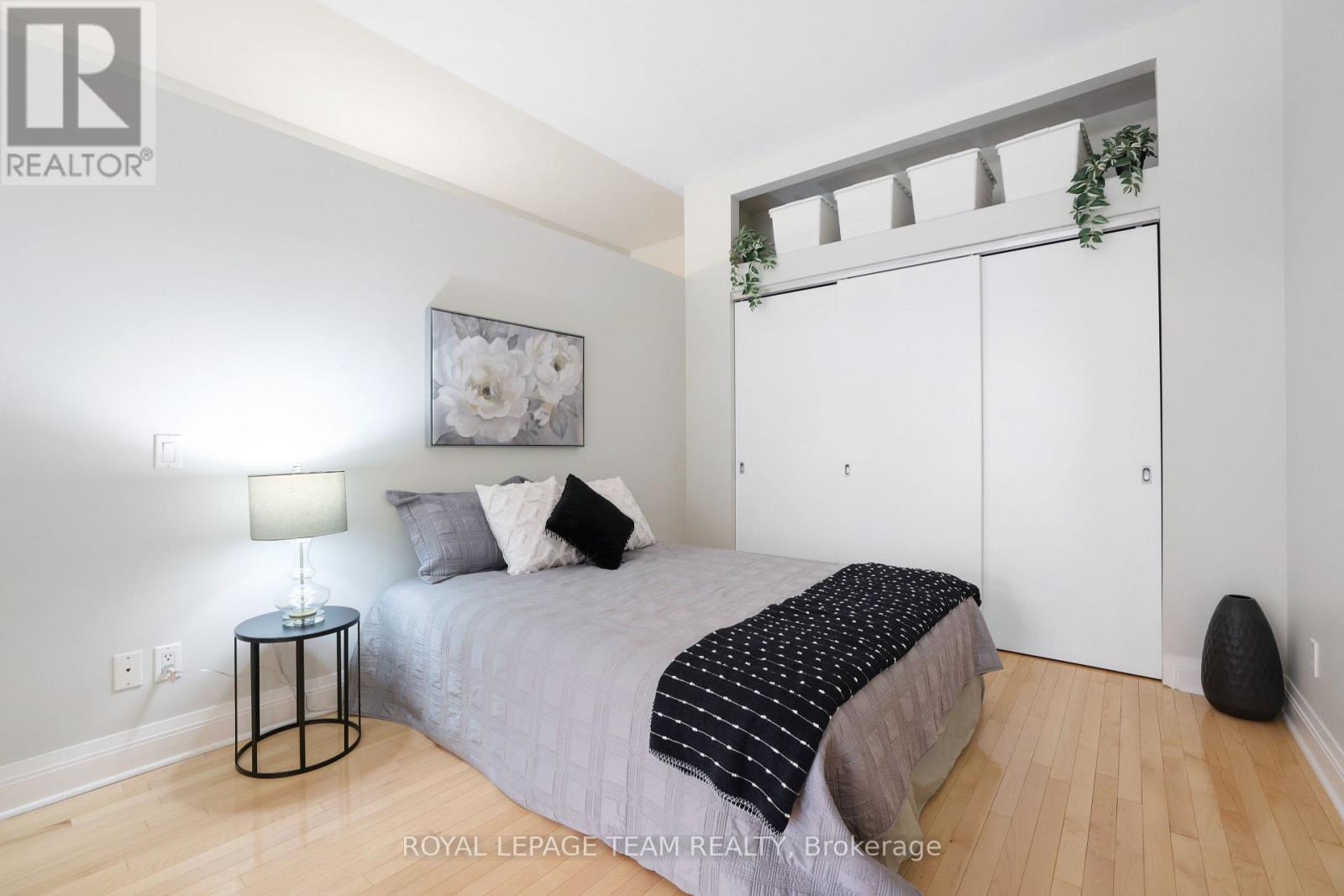 203 - 300 Powell Avenue