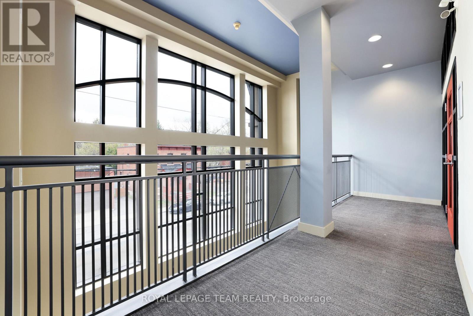 203 - 300 Powell Avenue