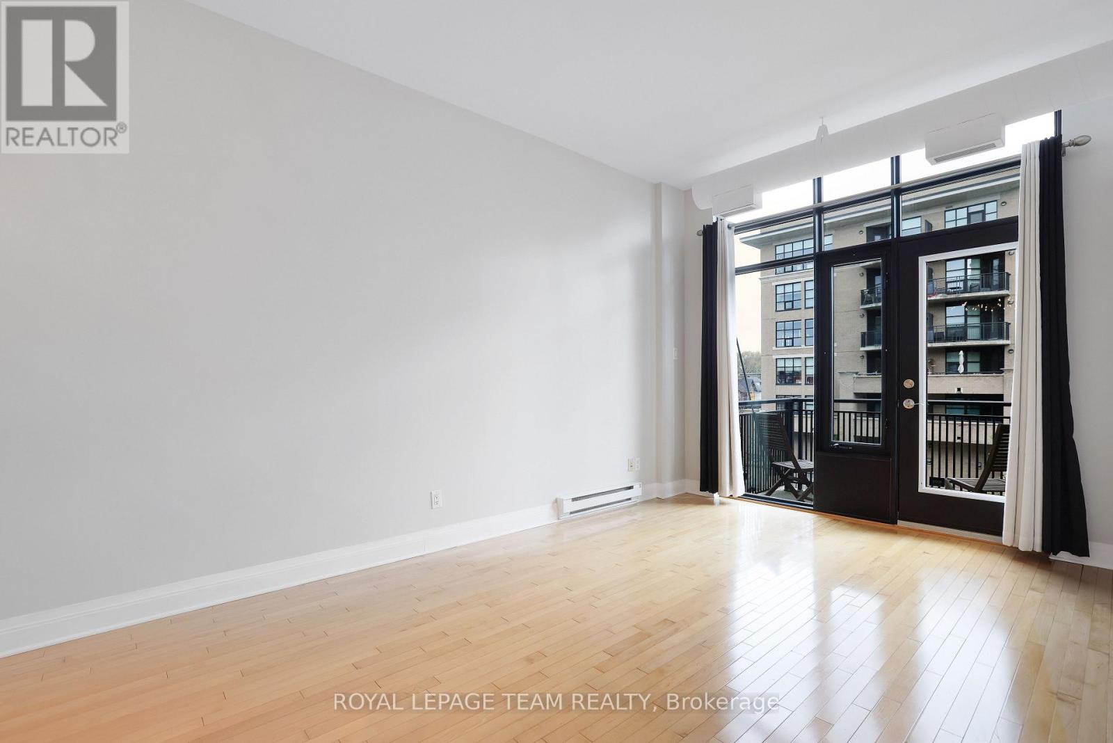 203 - 300 Powell Avenue