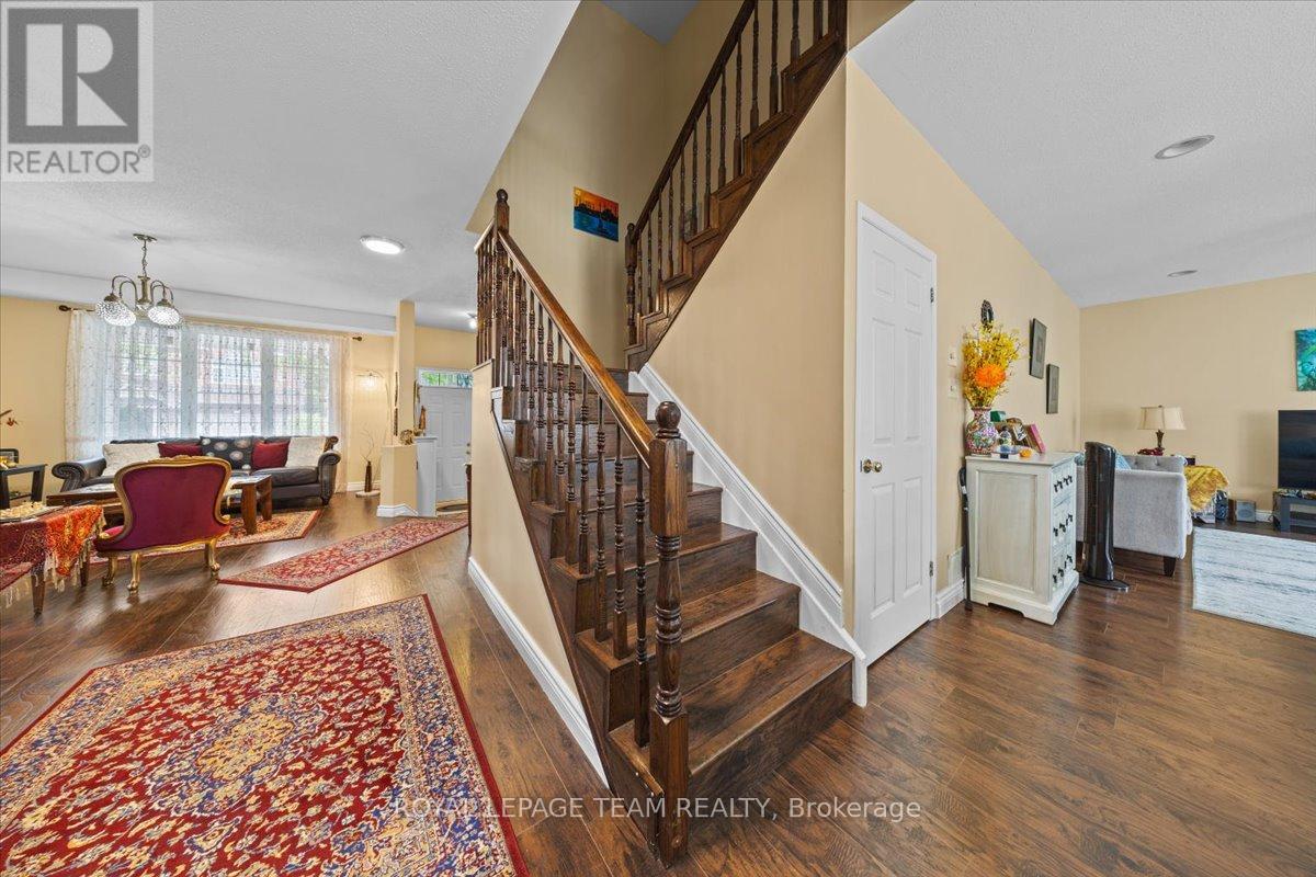 12 Sunvale Way