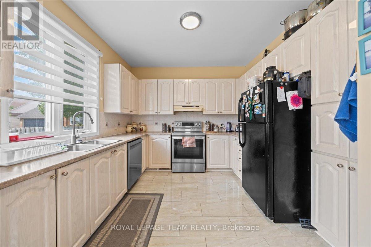 12 Sunvale Way