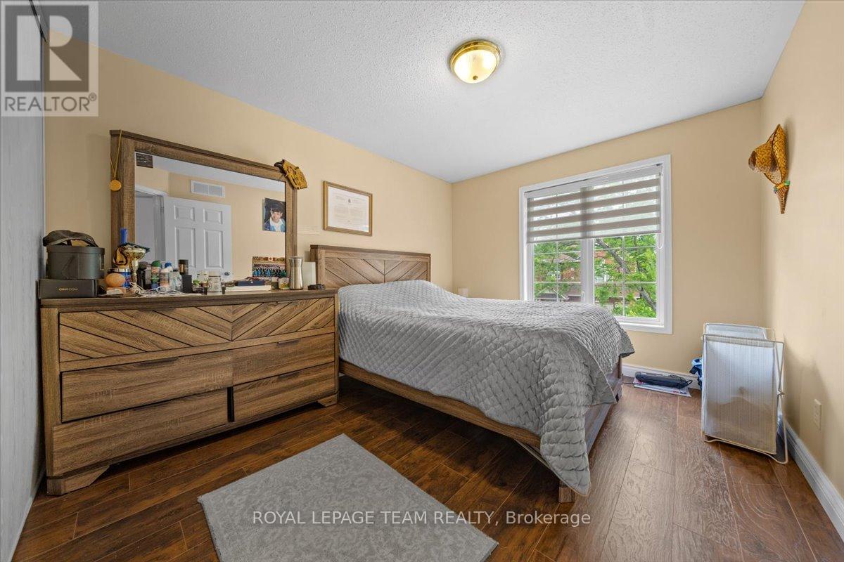 12 Sunvale Way