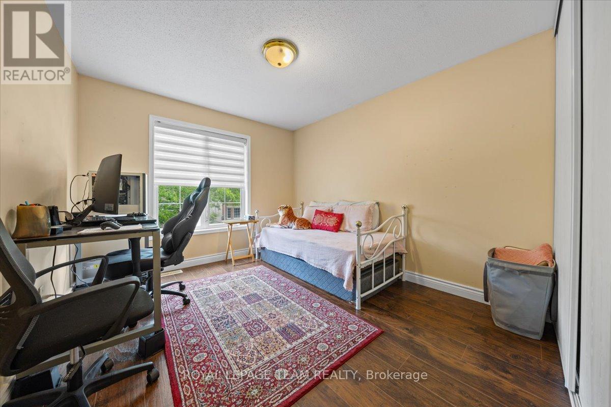 12 Sunvale Way