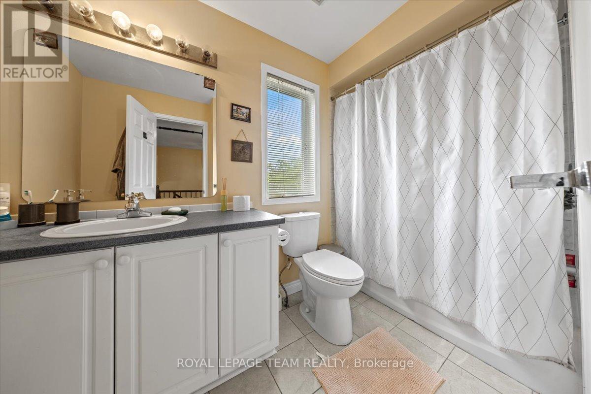 12 Sunvale Way