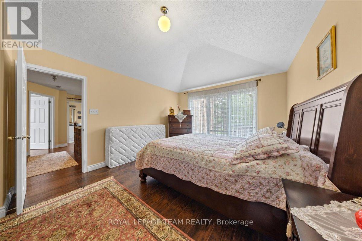 12 Sunvale Way