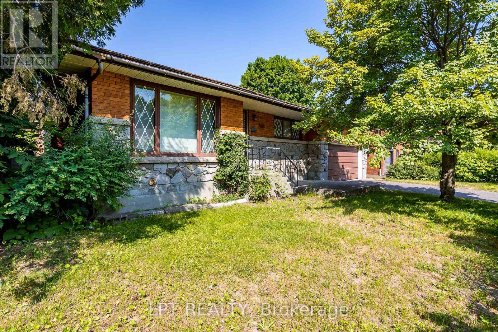 648 Parkview Road