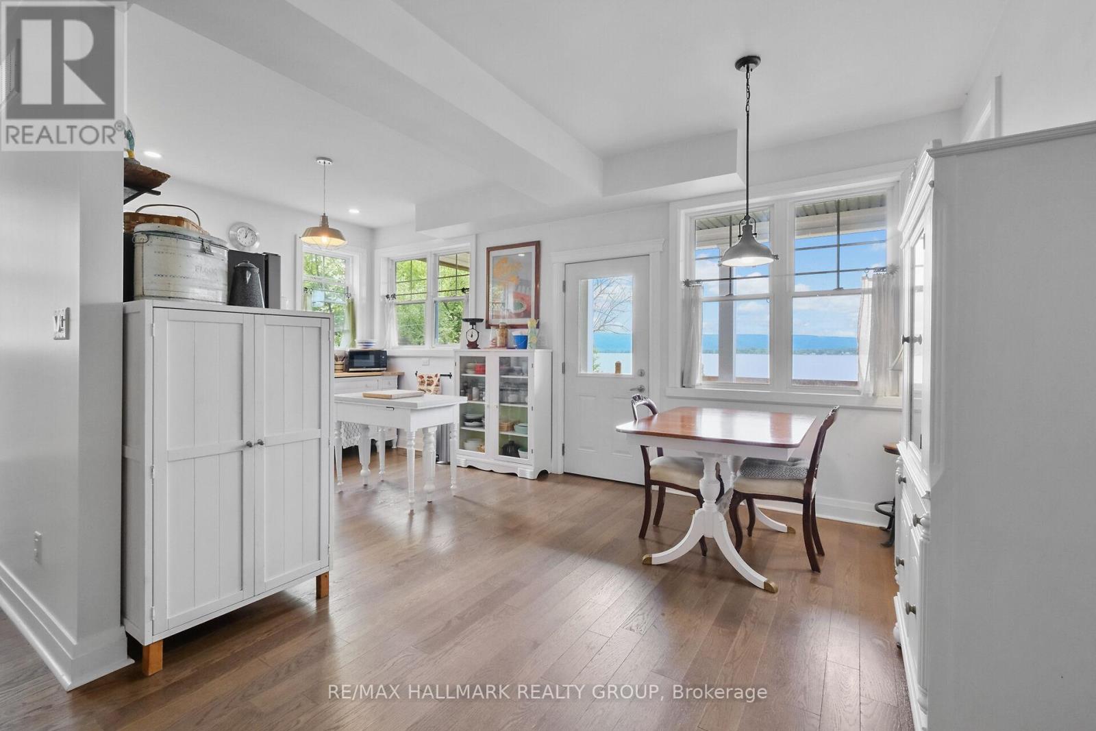 500 Bayview Drive