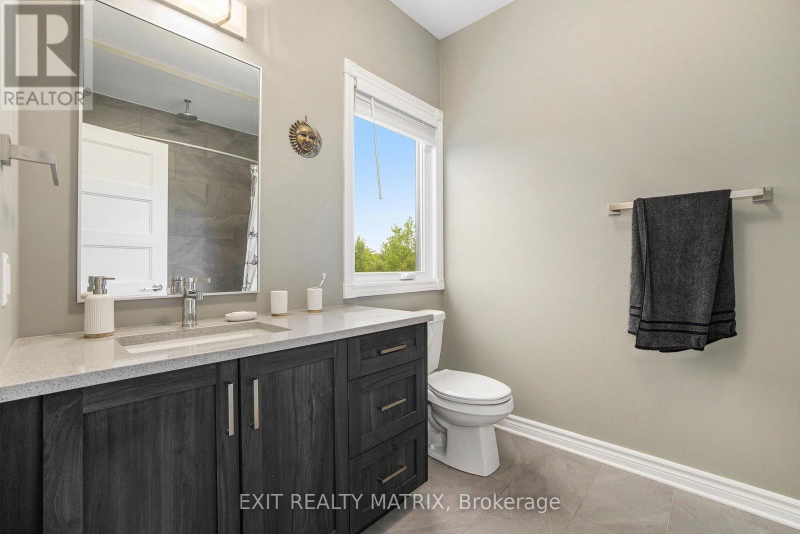 3253 Maisonneuve Road
