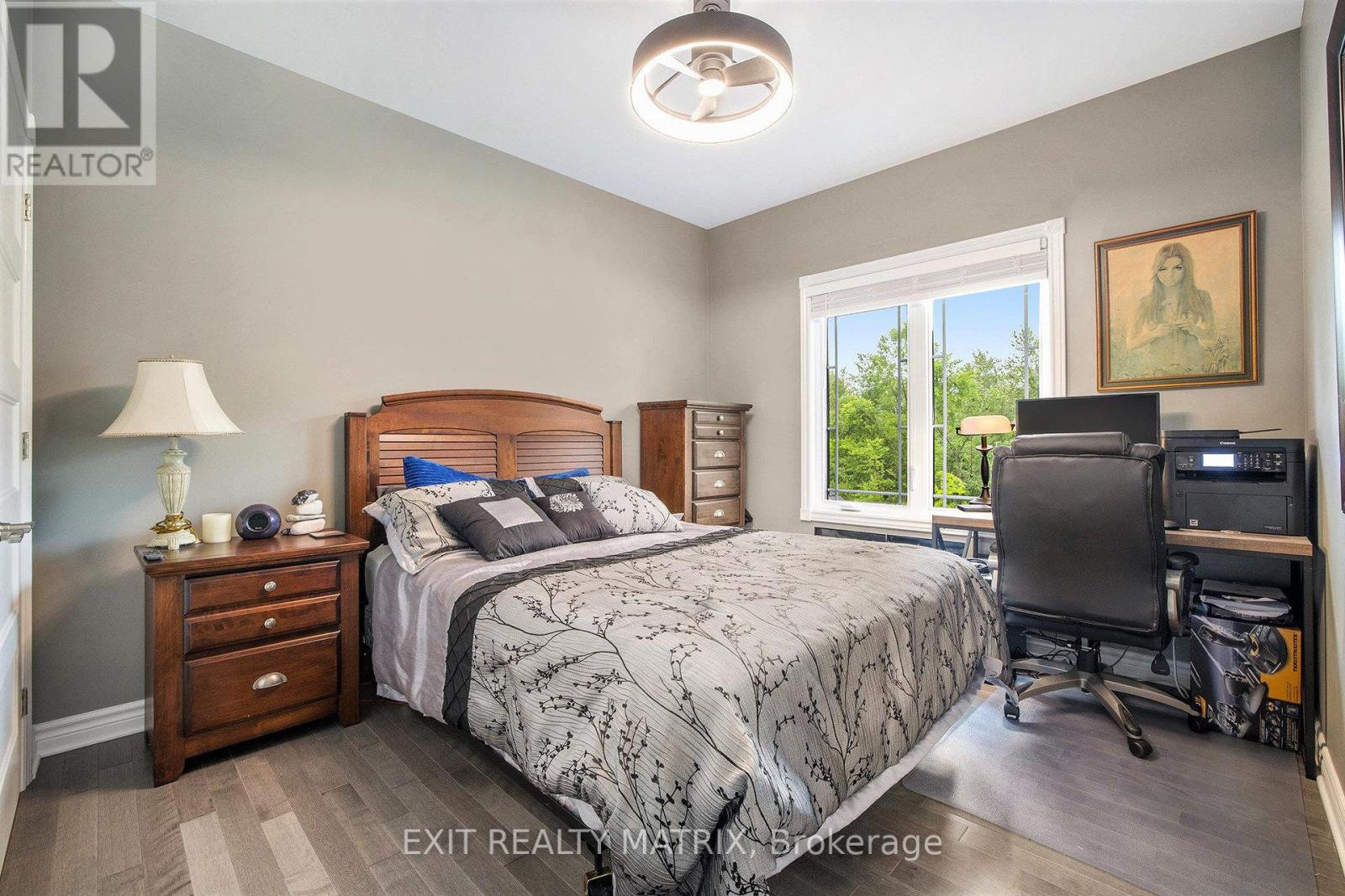 3253 Maisonneuve Road