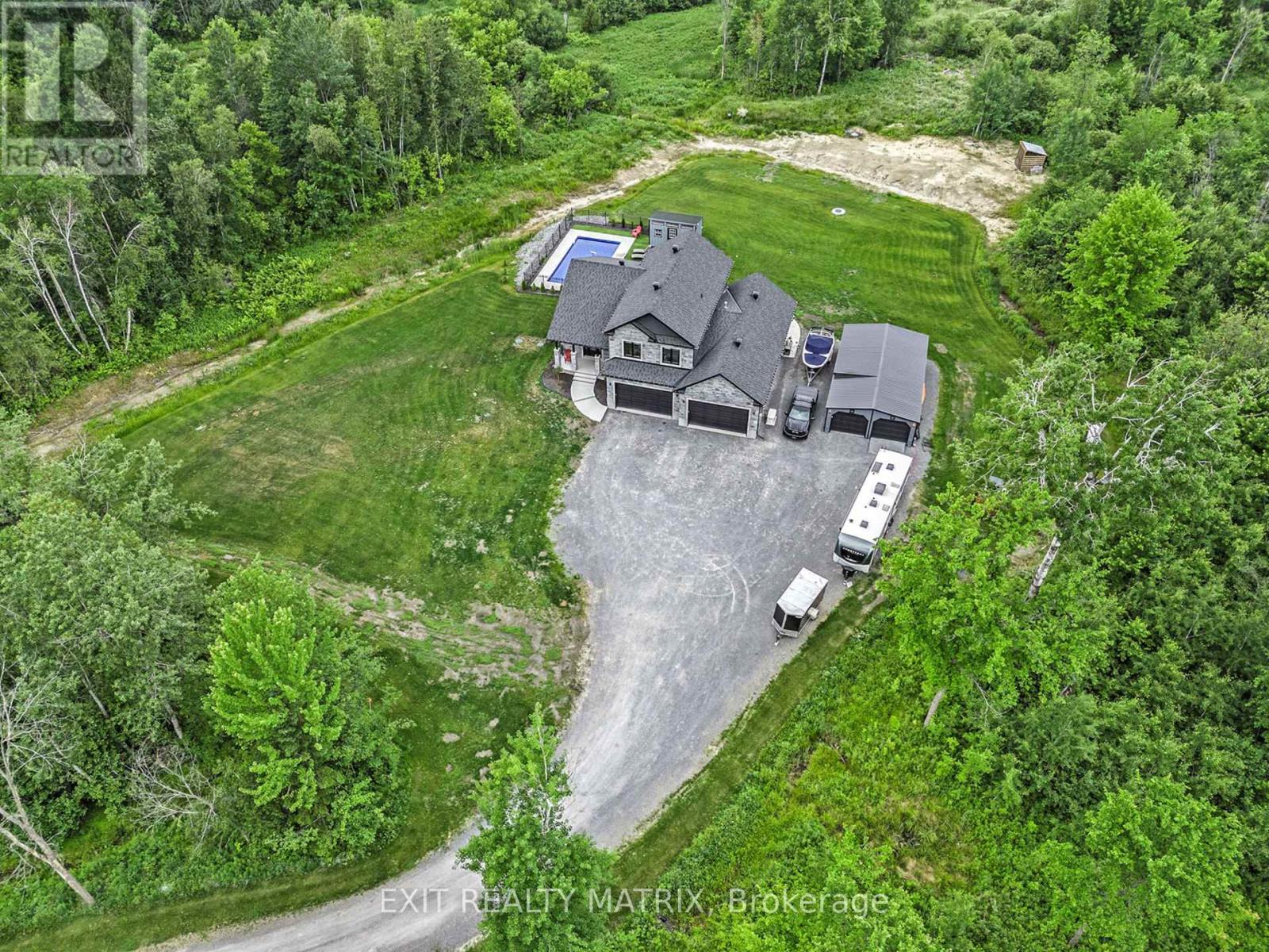 3253 Maisonneuve Road