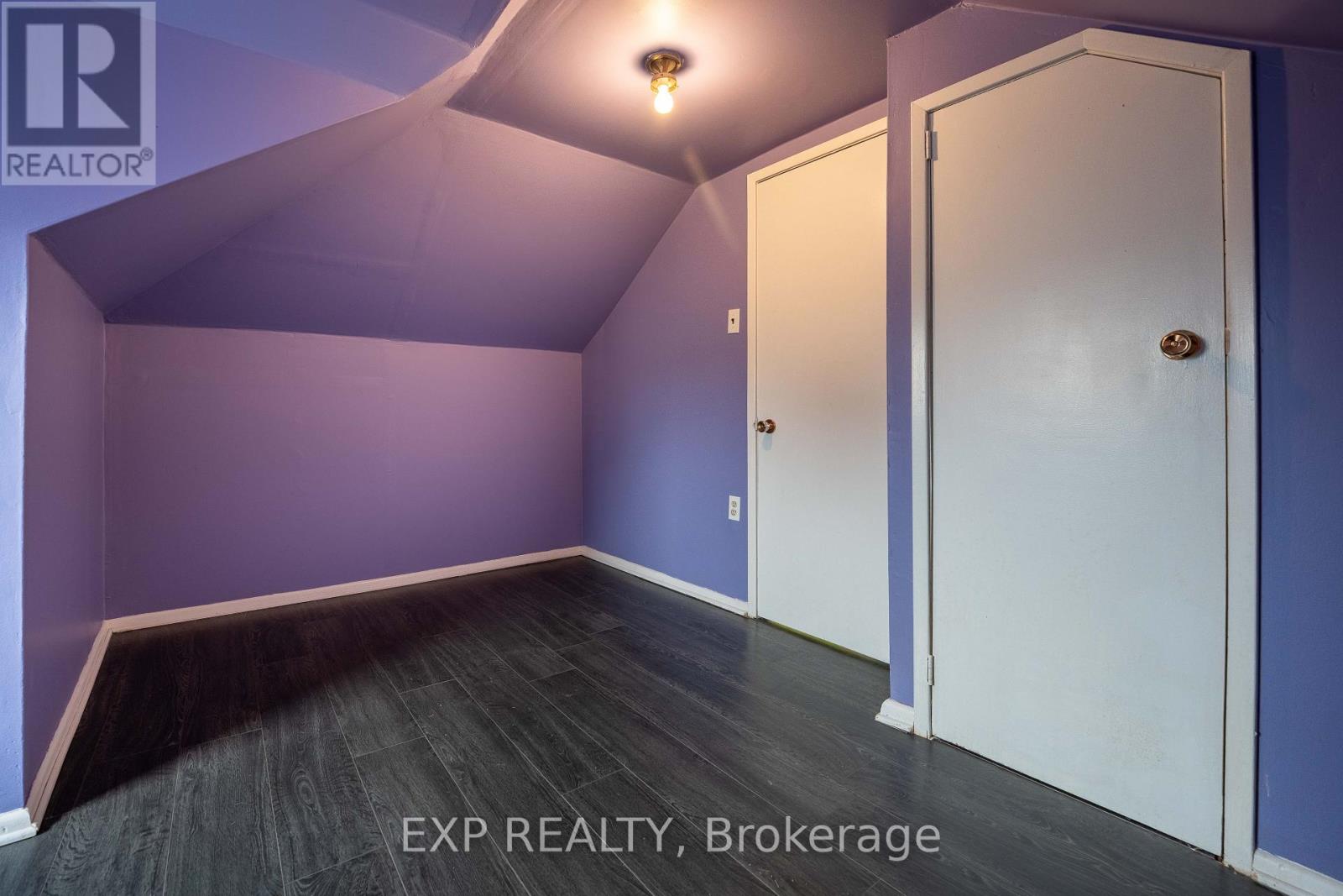 318 Montfort Street