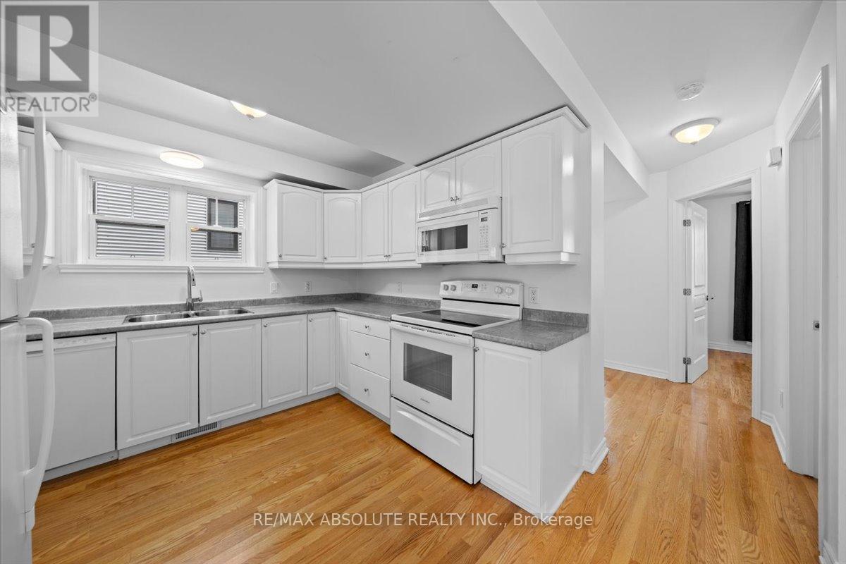 142 Lees Avenue