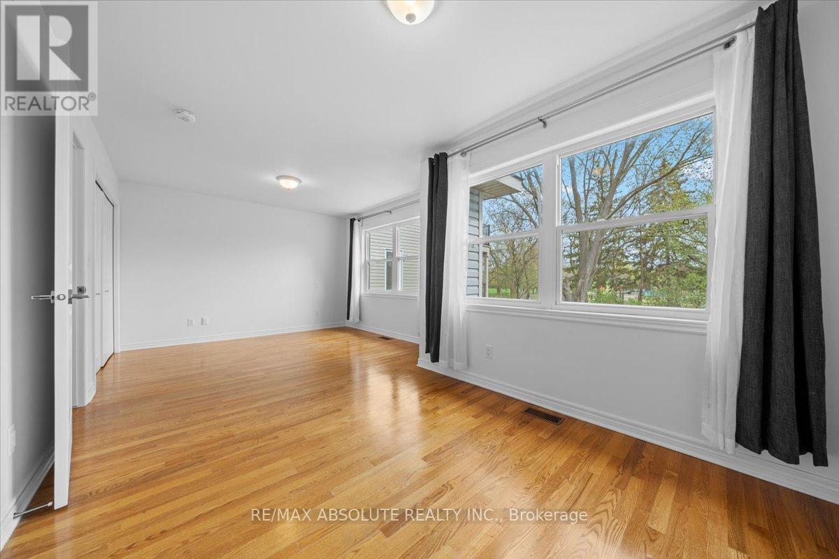 142 Lees Avenue