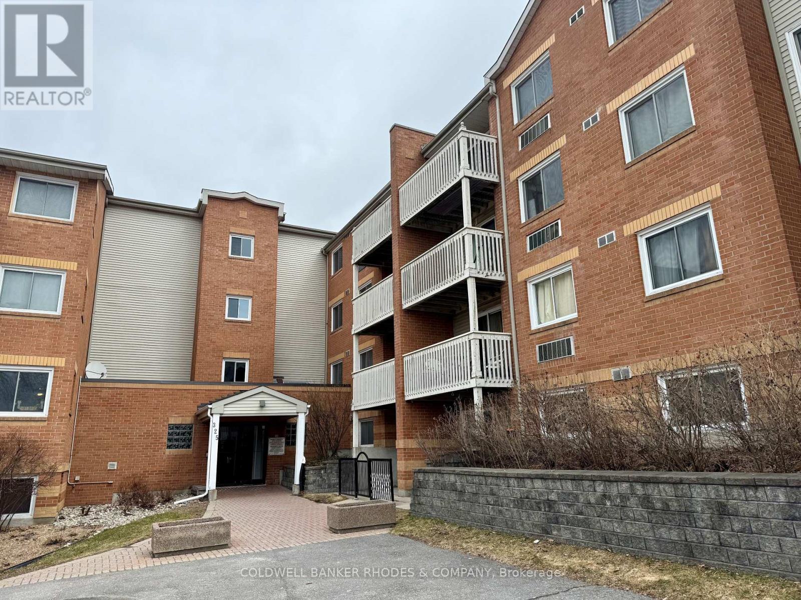 404 - 325 Centrum Boulevard