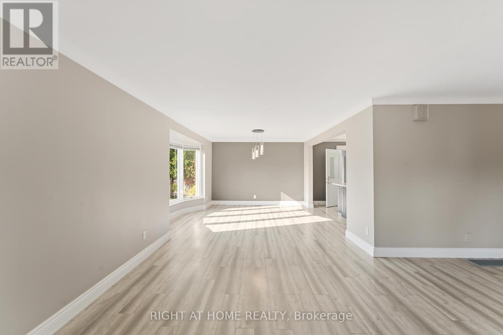 599 Donald Street