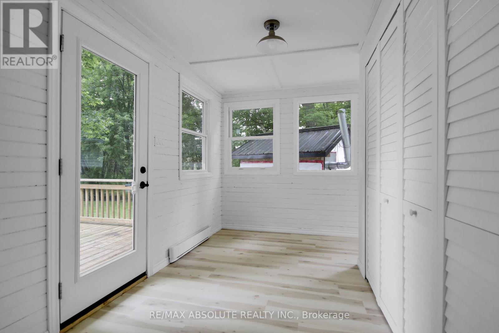 210 Pickerel Point Road