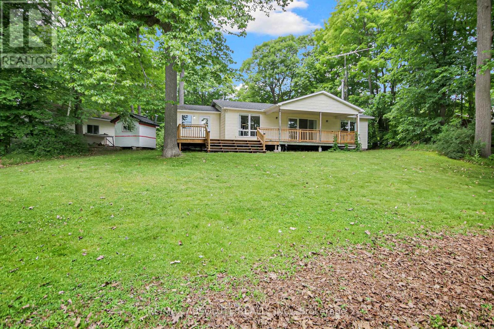 210 Pickerel Point Road