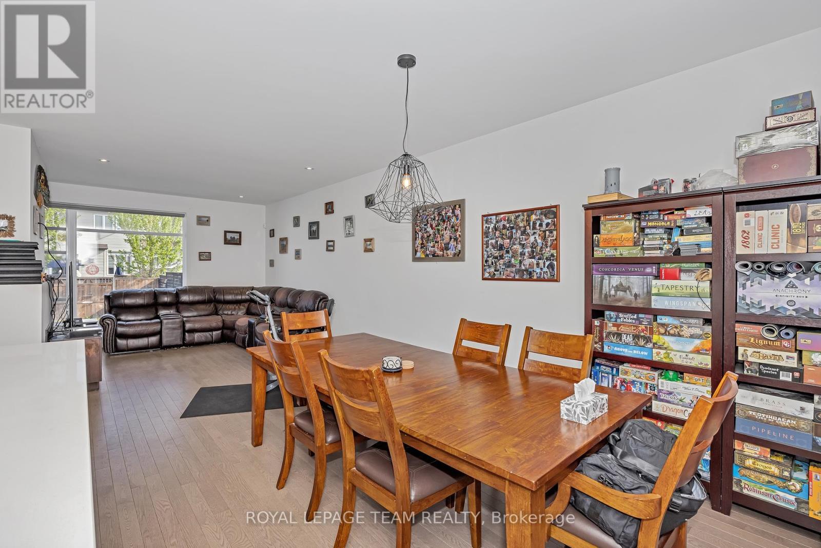 522 Borbridge Avenue