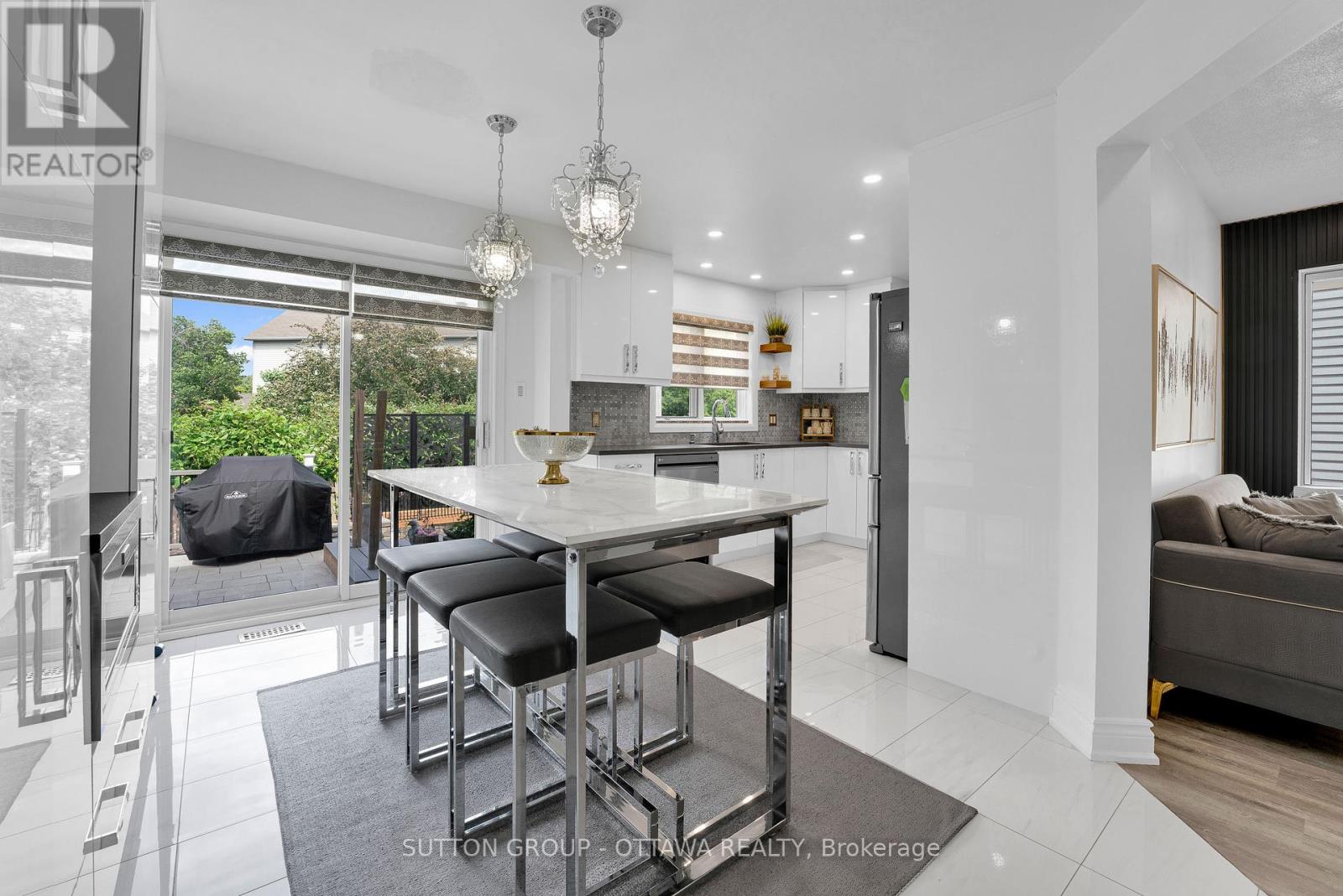 2163 Johnston Road