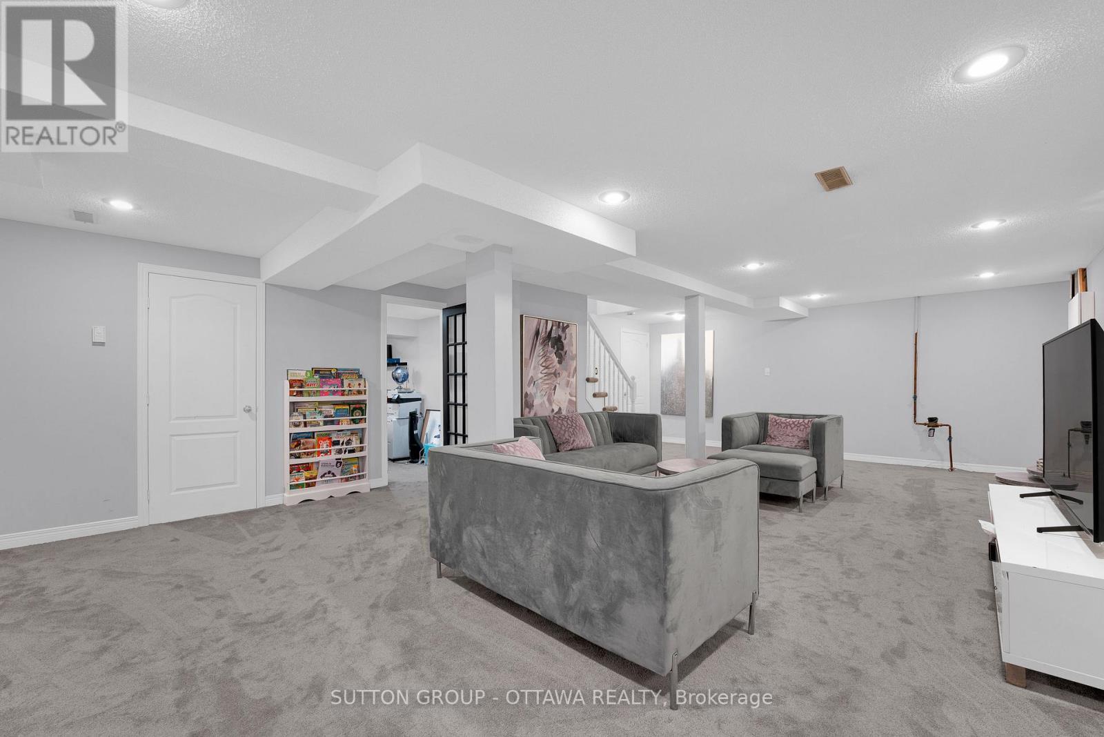 2163 Johnston Road