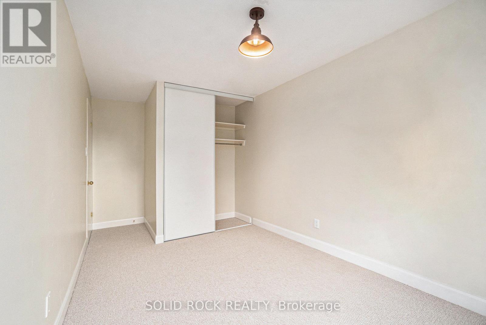 33 Thistledown Court