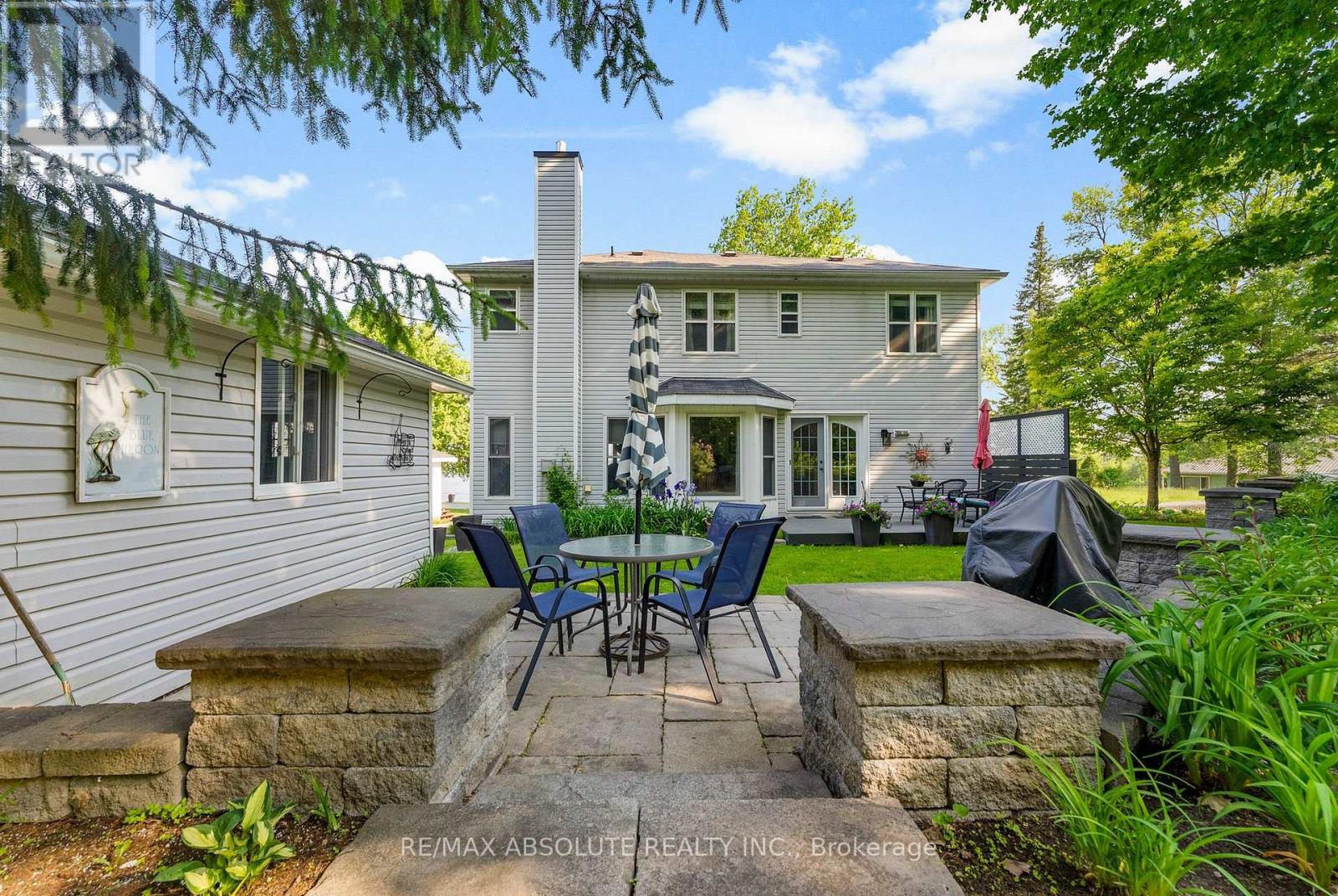 813 Archibald Street