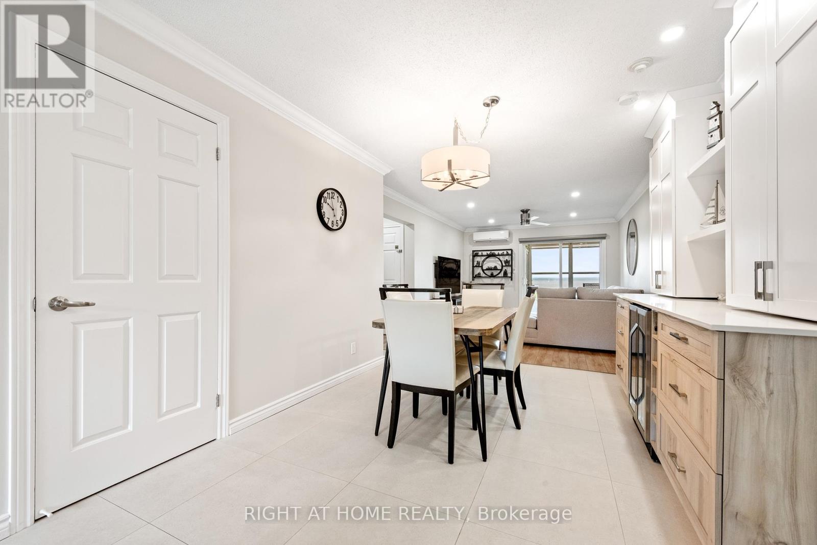2b - 160 Edwards Street