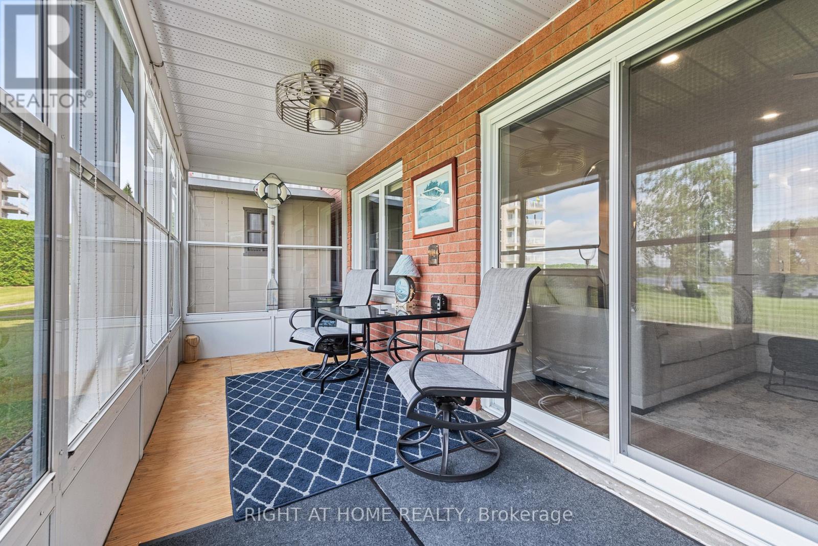 2b - 160 Edwards Street
