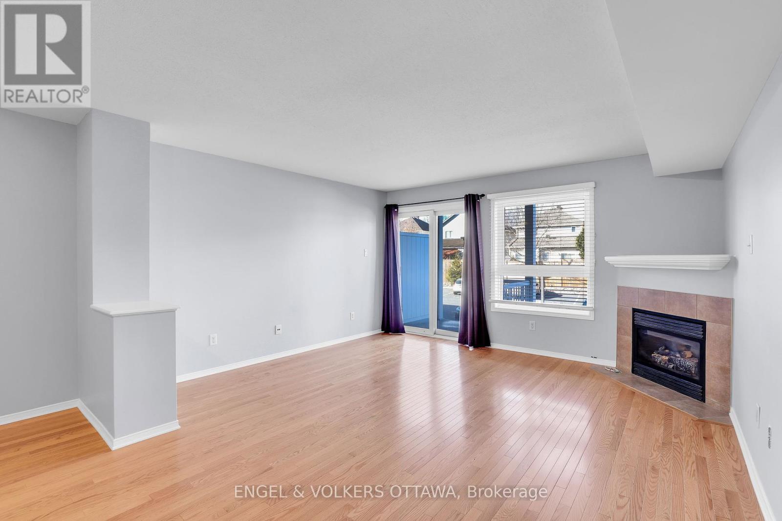 10 - 811 Longfields Drive