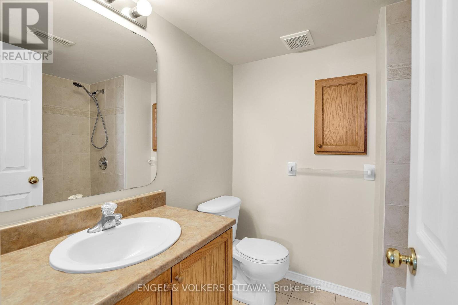 10 - 811 Longfields Drive