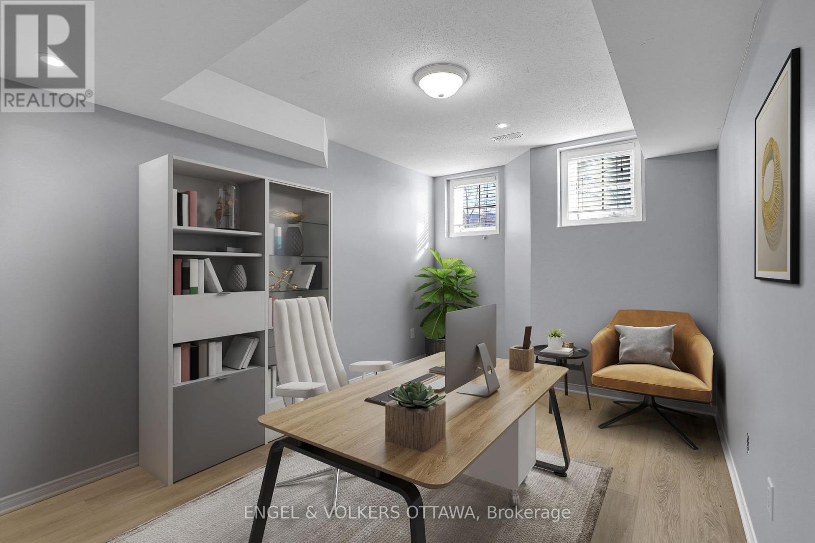 10 - 811 Longfields Drive