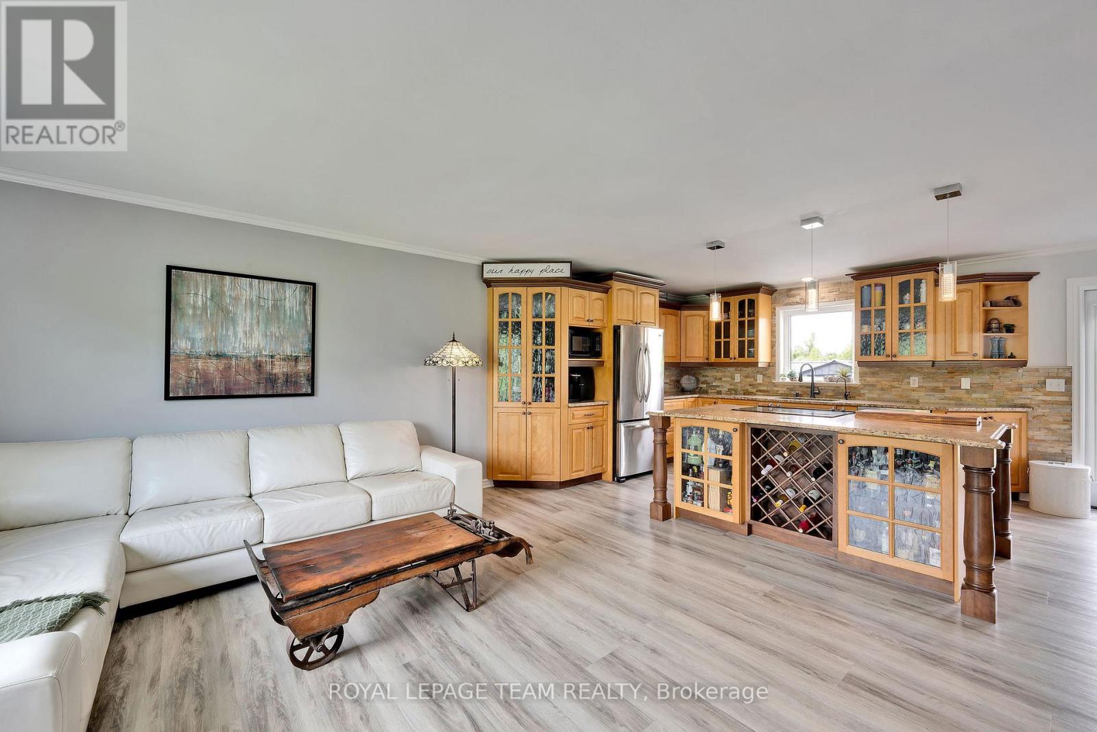 883 Craig Road