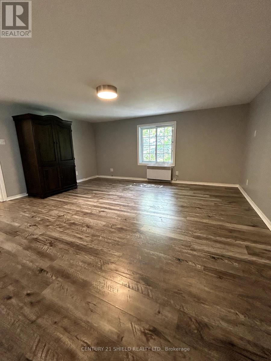 6927 Salem Lane