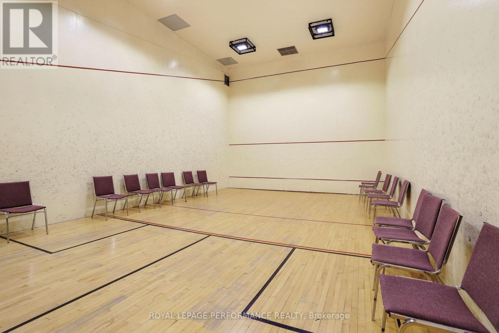1002 - 1171 Ambleside Drive