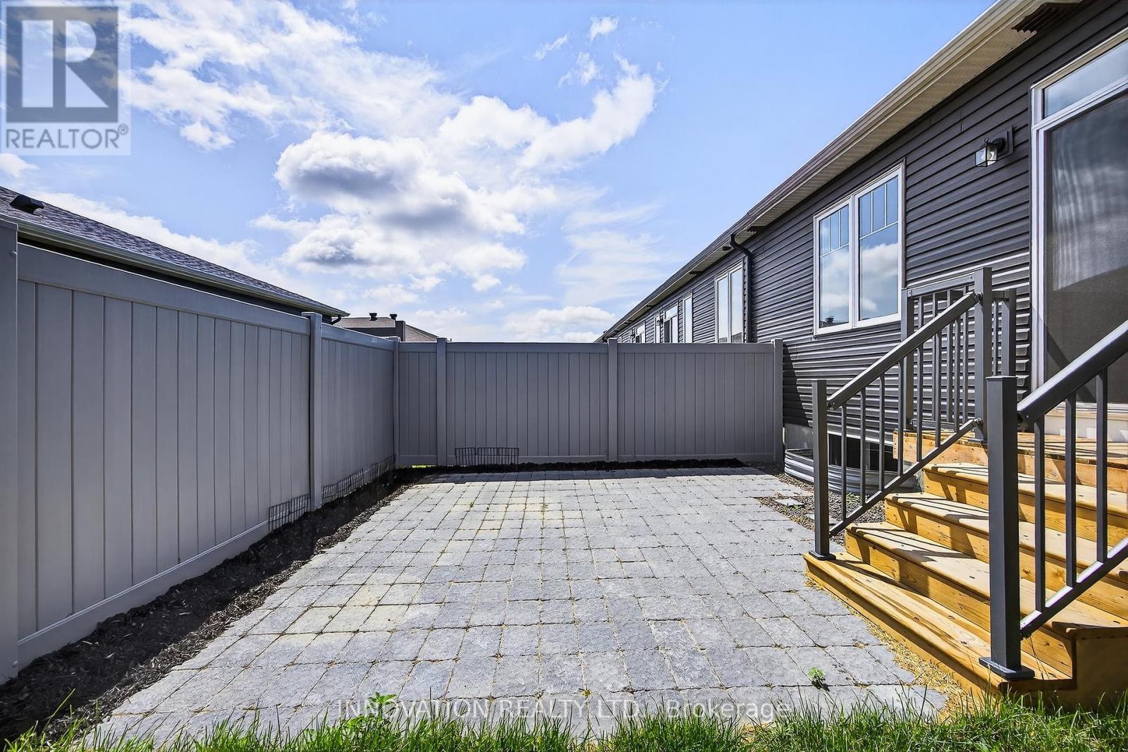 814 Companion Crescent