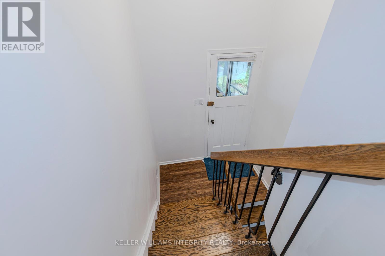 31 Ashgrove Crescent