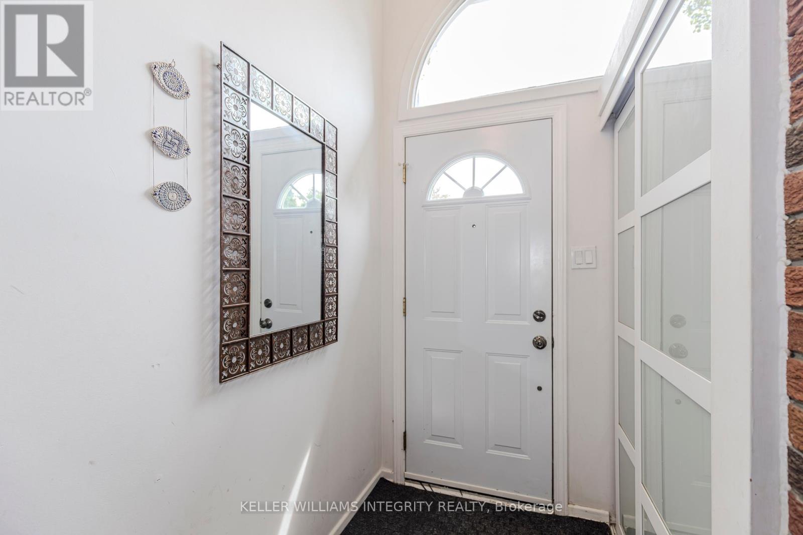 31 Ashgrove Crescent