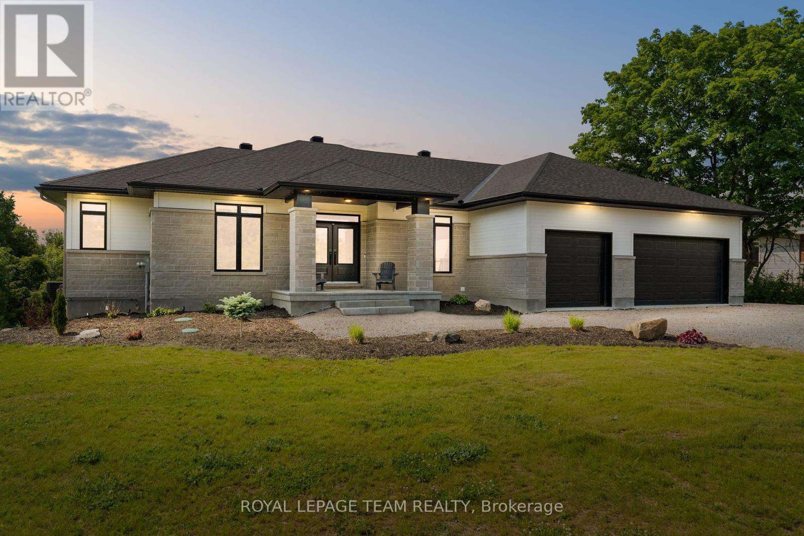 48 Raymond Luhta Crescent