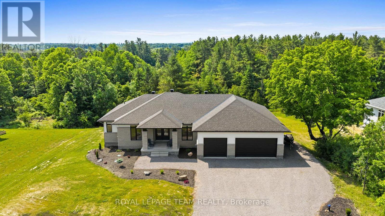 48 Raymond Luhta Crescent