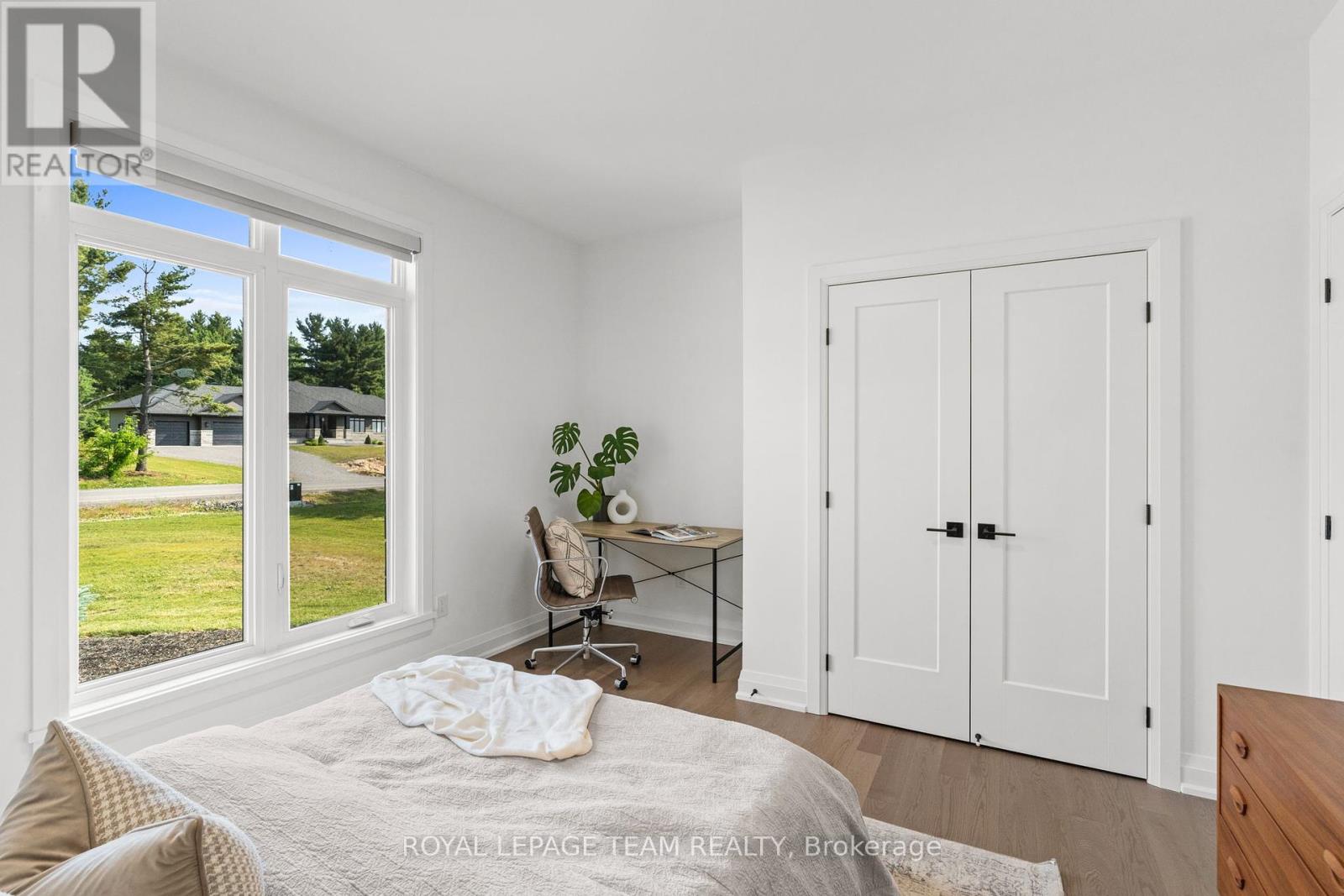 48 Raymond Luhta Crescent