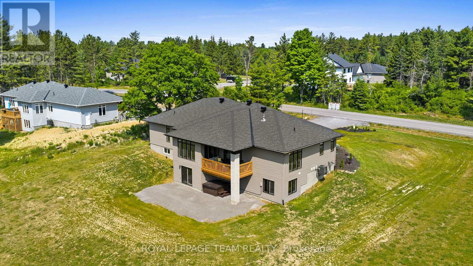 48 Raymond Luhta Crescent
