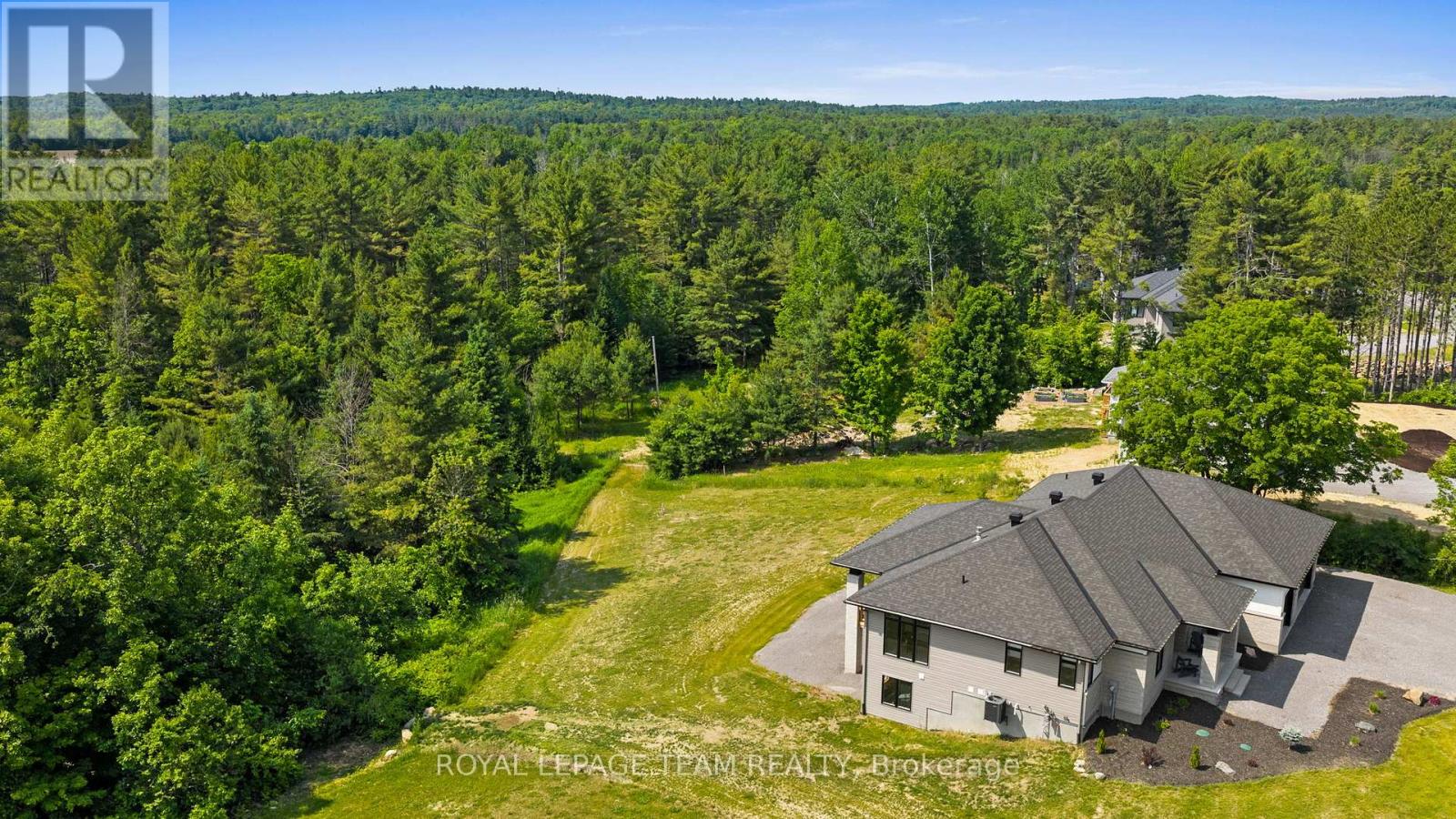 48 Raymond Luhta Crescent