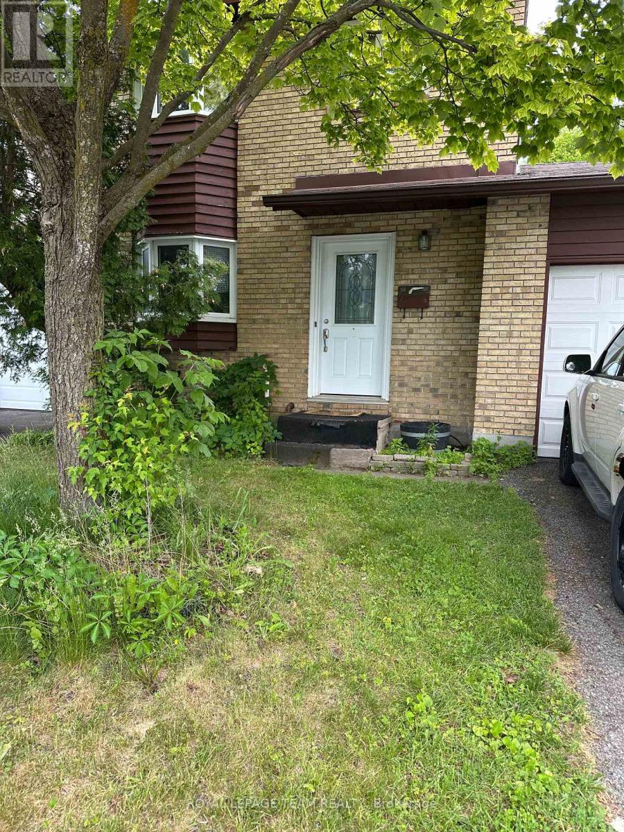 322 Des Epinettes Avenue