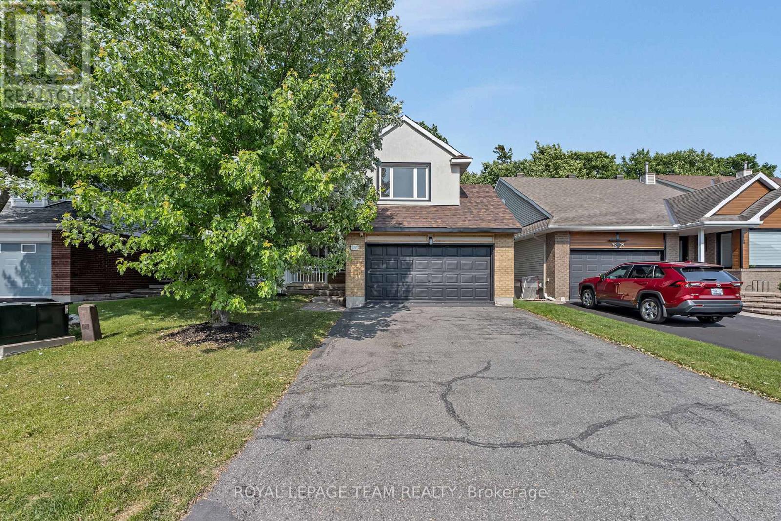 2207 Nature Trail Crescent