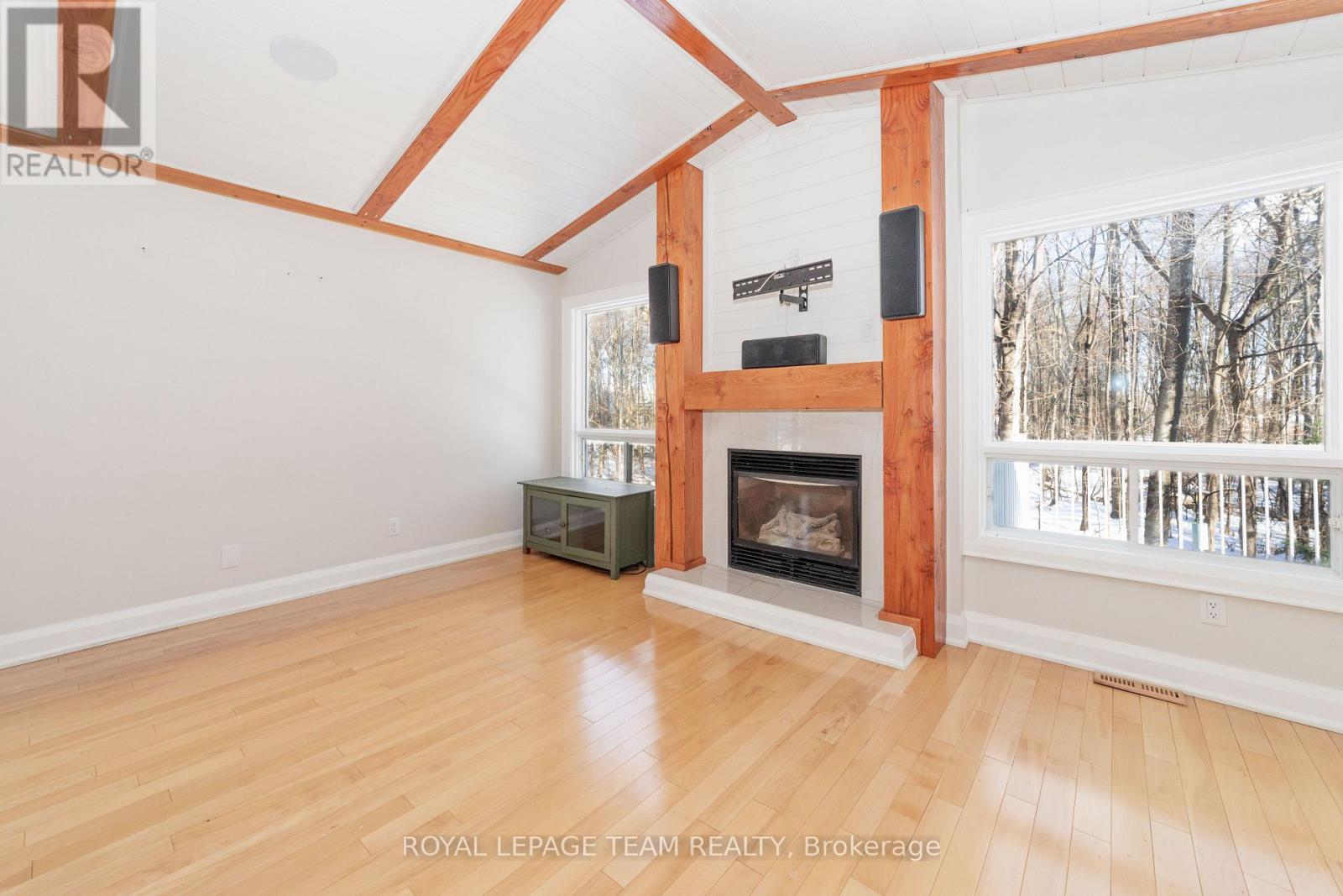 2207 Nature Trail Crescent